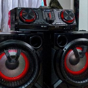 LG extrem party system